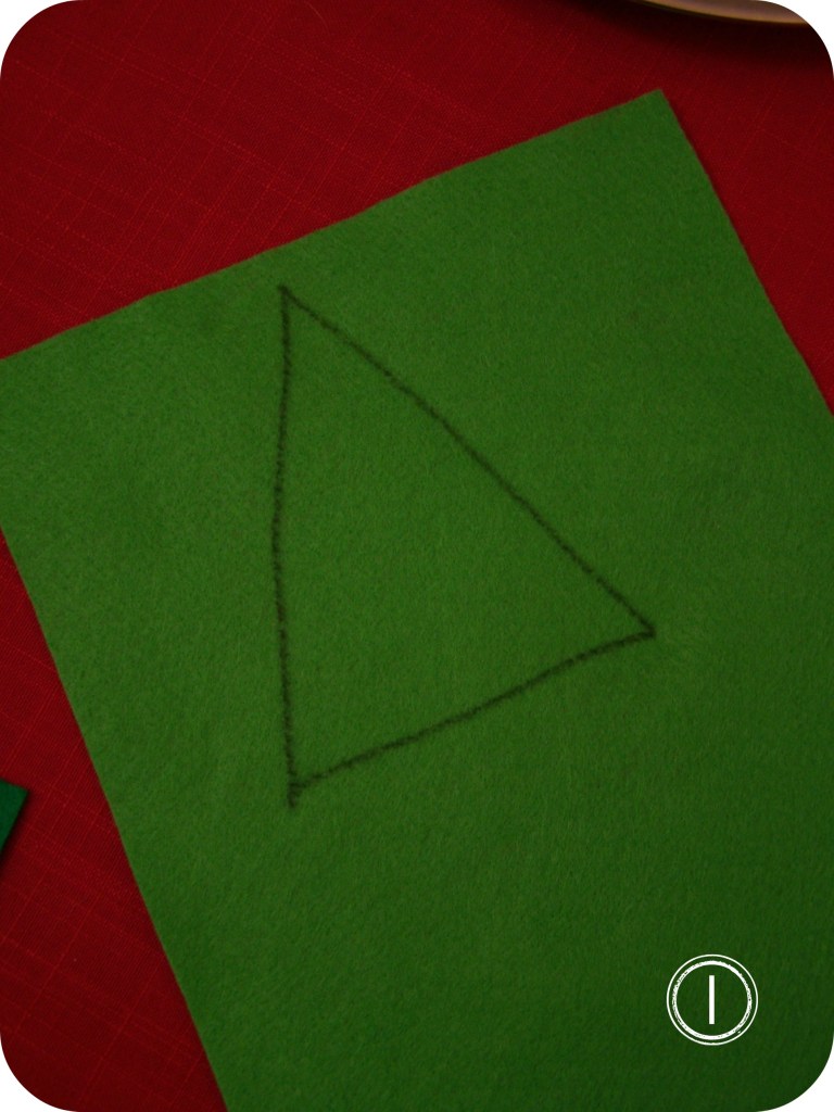 12xmas_elf_grandpa_manor 025