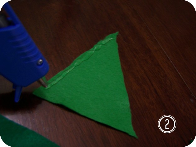 12xmas_elf_grandpa_manor 030