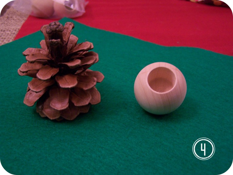 12xmas_elf_grandpa_manor 031