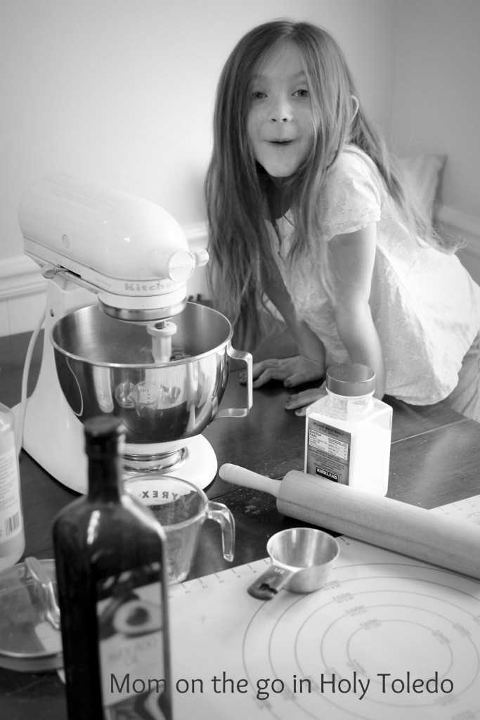 makingtortillias 002TORTILLIAS