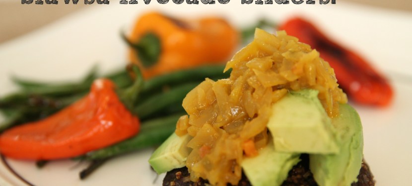 10 Tips for Hosting a Slawesome Cookout!! (Contest Link included)