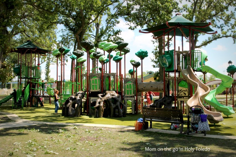 artichoke_splashpad 089BLOG