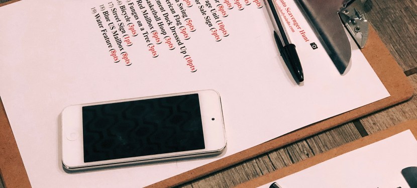 Neighborhood Photo Scavenger Hunt Kids can Play with Friends even from a Distance