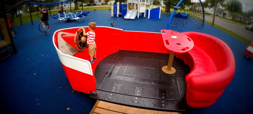 Lakeview Park &&nbsp;Playground