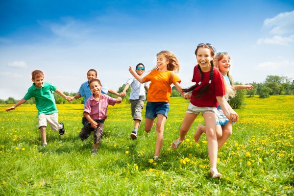 depositphotos_28480901-stock-photo-group-of-happy-running-kids