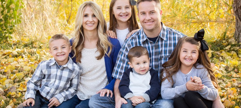 5 Outfit Ideas For Your Next Family&nbsp;Photoshoot