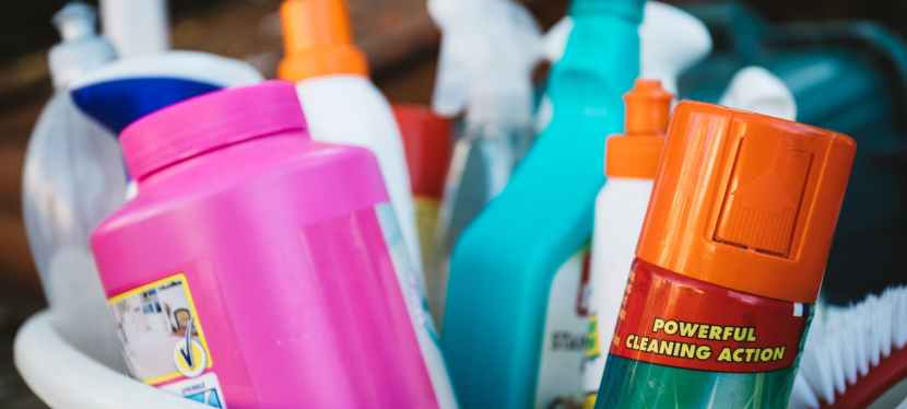 5 Tips for Cleaning Your Walls Without Hurting the&nbsp;Paint