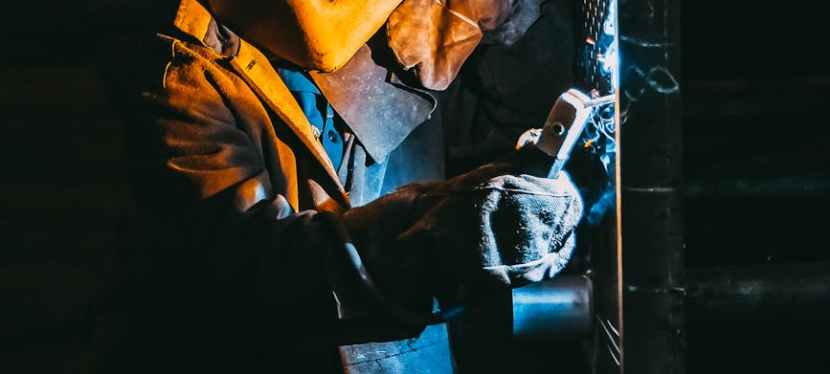 Women in Welding: Automation Impact on Job&nbsp;Trends