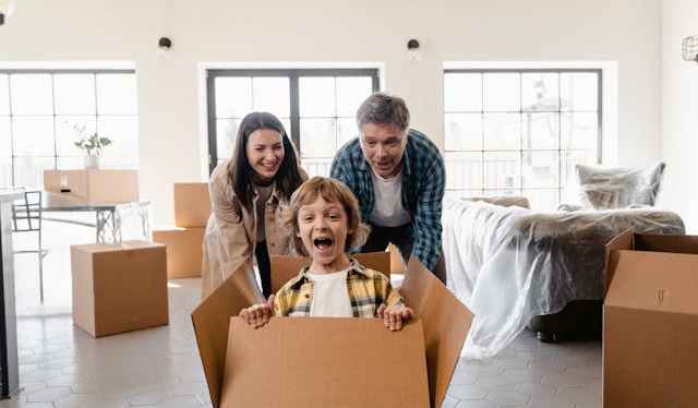 How to Make an International Move with Kids Easier and Less Stressful