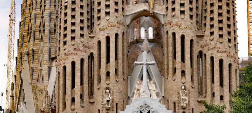 From Beaches to Cities: How to Get Ready for a Spanish&nbsp;Getaway