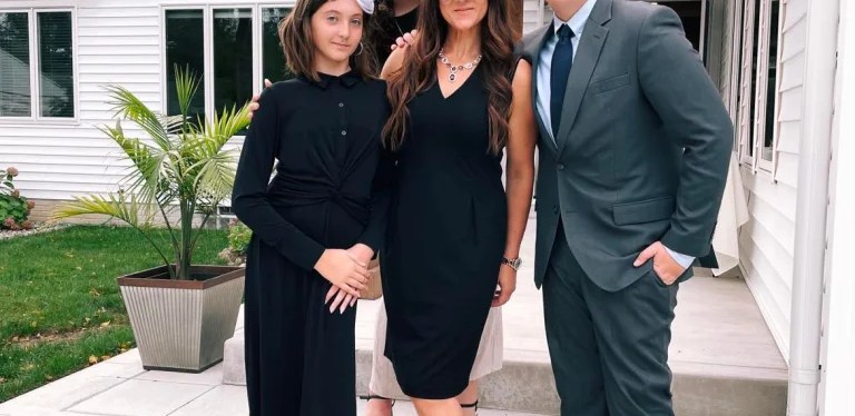 Living Womanhood and Motherhood with Faith: A God-First Journey for&nbsp;Families