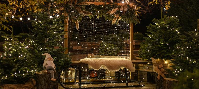 Tips to Transform Your Backyard into a Cozy Winter Retreat